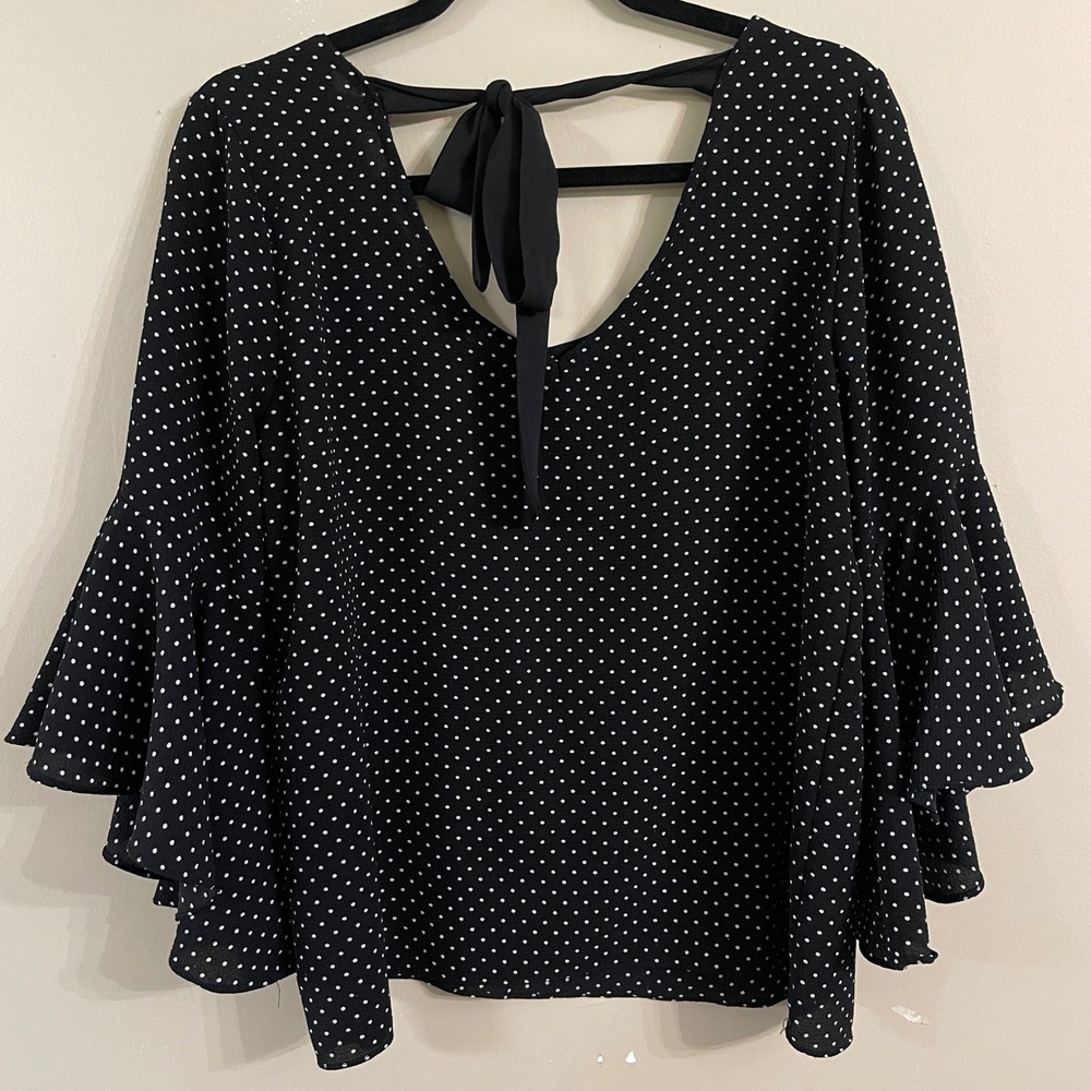 Green Envelope Polka Dot Tiered Bell Sleeve Tie Back V-Neck Blouse Black White M